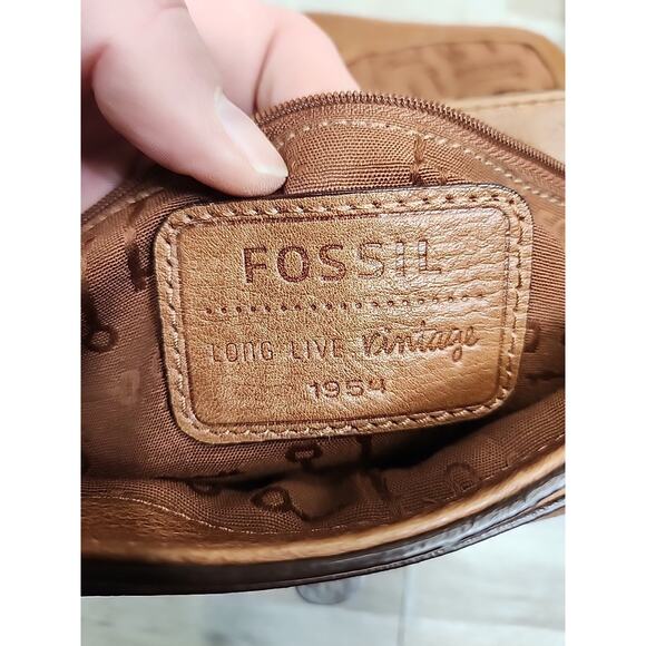 FOSSIL MADDOX Distressed Brown Leather Organizer Crossbody Messenger Bag W/Key - Picture 5 of 8